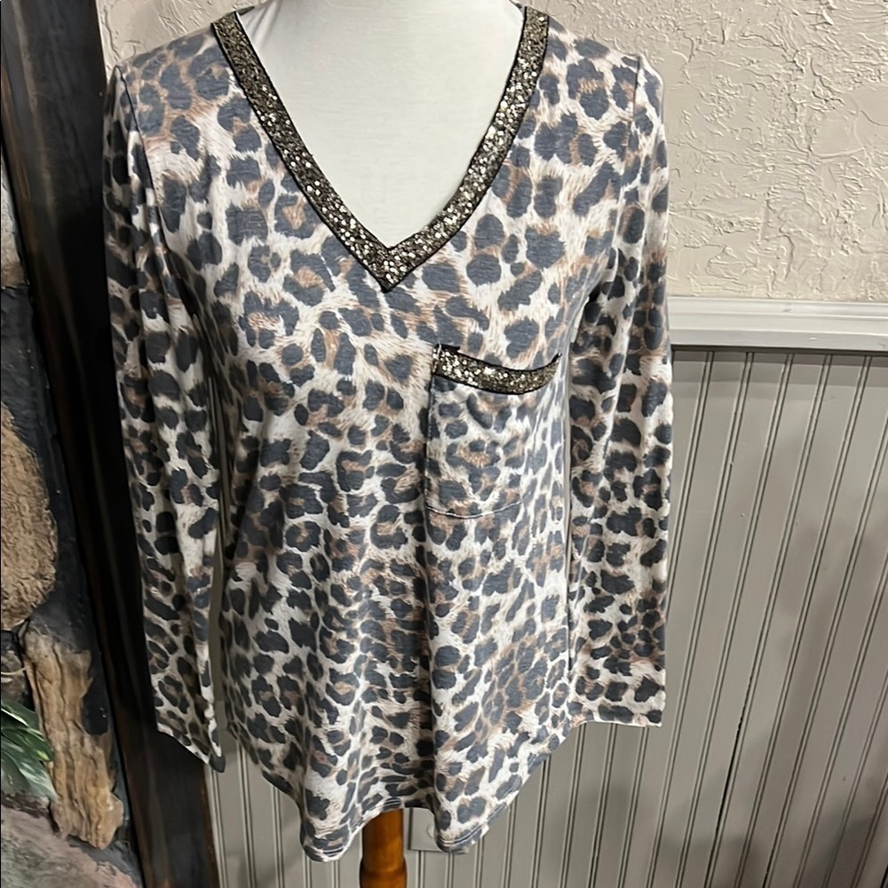 7th Ray Brown and Black Graphic Embellished Blouse